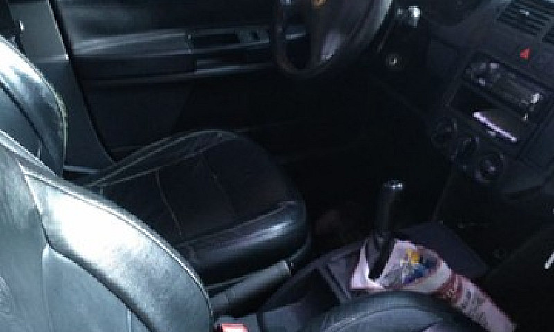 Polo 1.6 Hatch Novo...