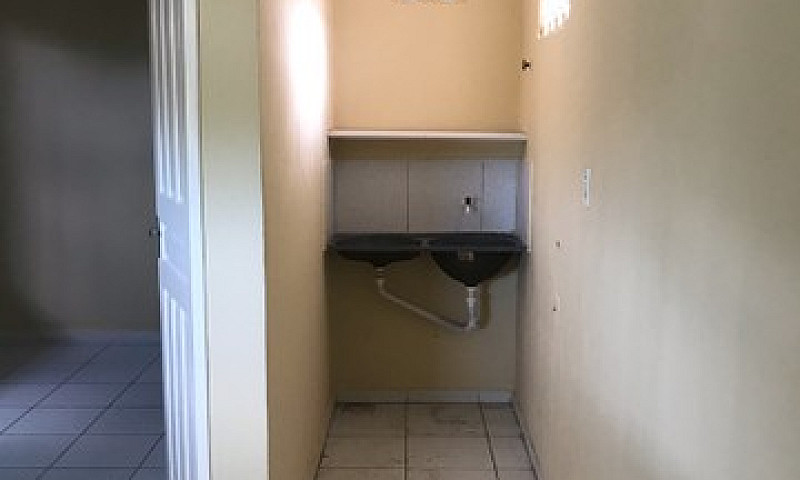 Aluga-Se Apartamento...