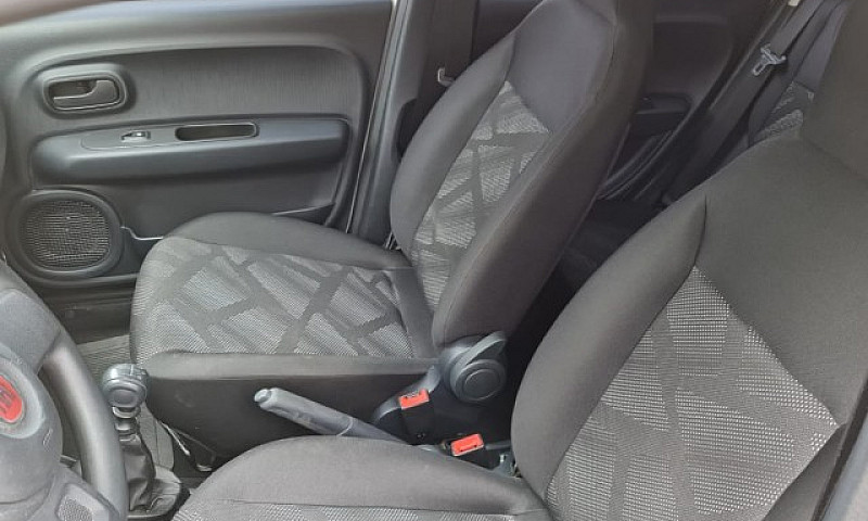 Fiat Mobi Evo Like 1...