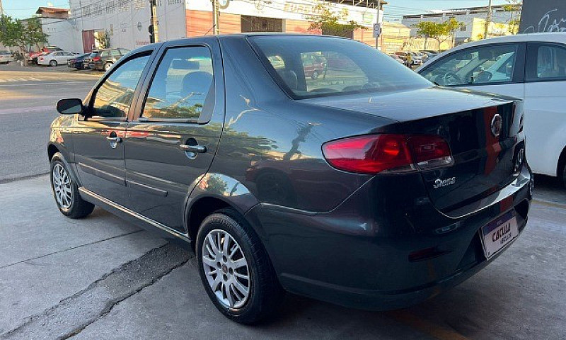 Fiat Siena 2011...