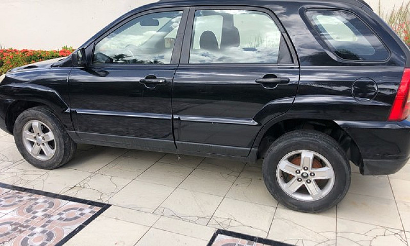 Kia Sportage ...