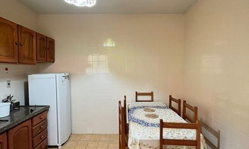 Apartamento Beira Ma...