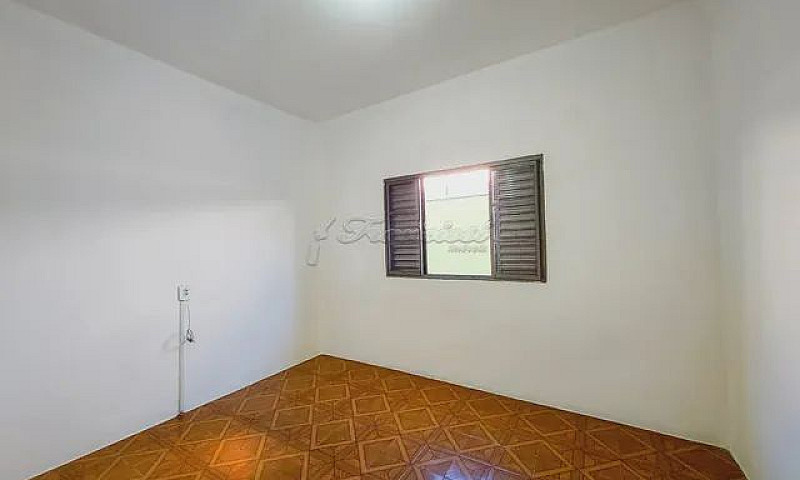 Casa Padrão Em Itape...