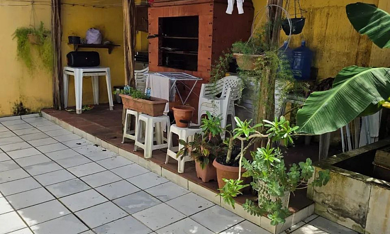 Casa Térrea No Conju...