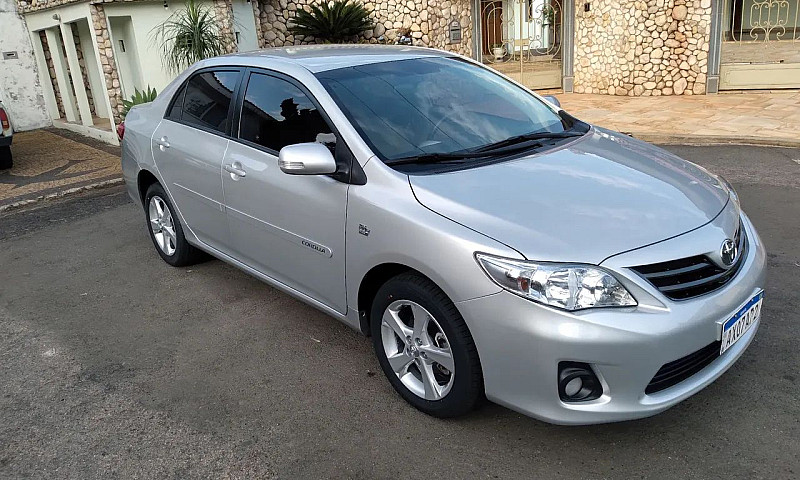 Toyota Corolla Xei 2...