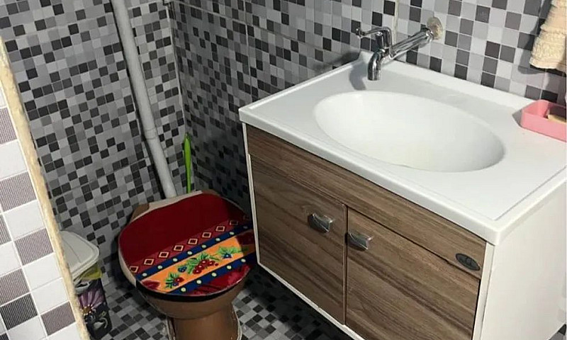 Vendo Essa Casa Na S...