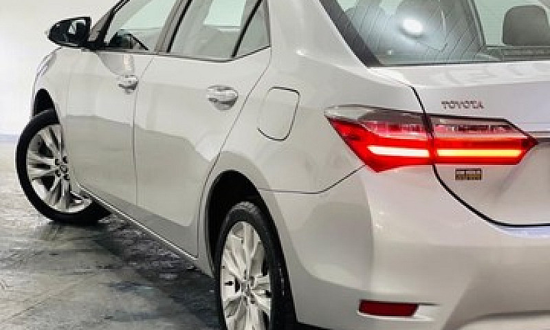 Toyota Corolla Xei 2...