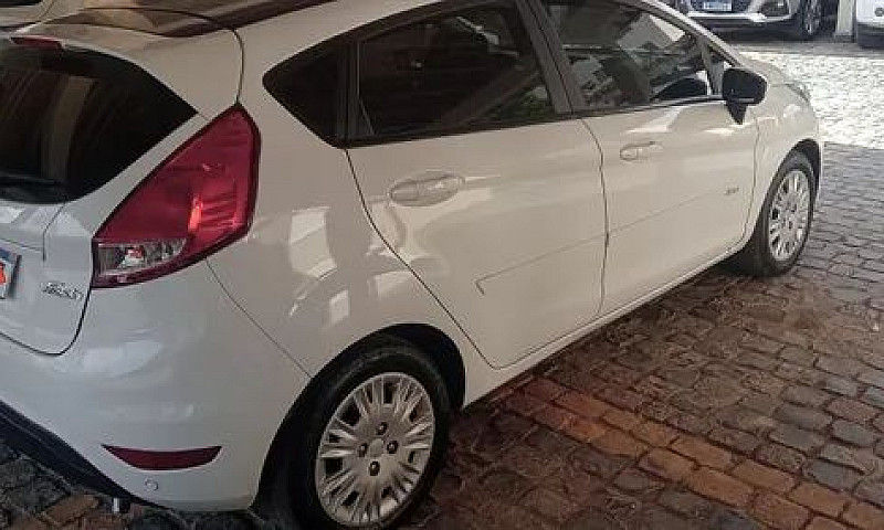 New Fiesta / 2018 / ...