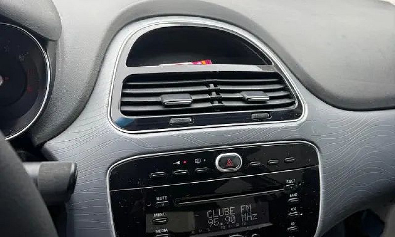 Fiat Punto Essence 1...