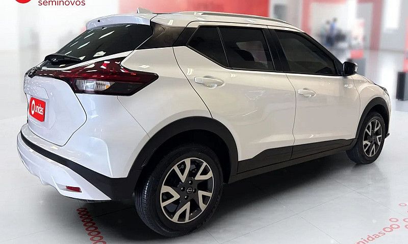 Nissan Kicks Sense 1...