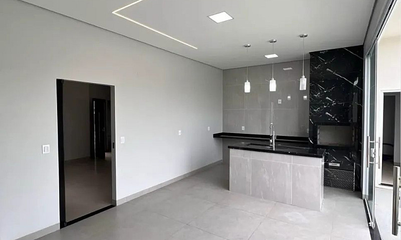 Vende-Se Casa Em Mac...