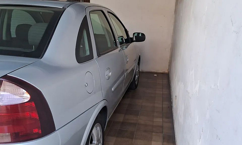 Chevrolet Corsa Sed....