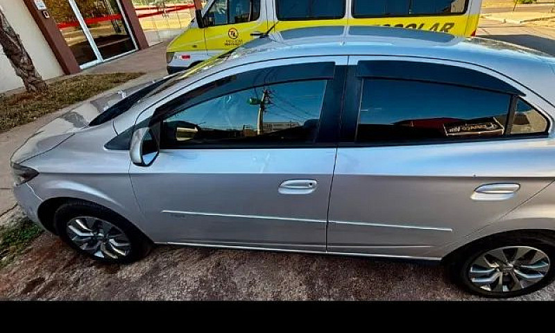 Chevrolet Onix Hatch...