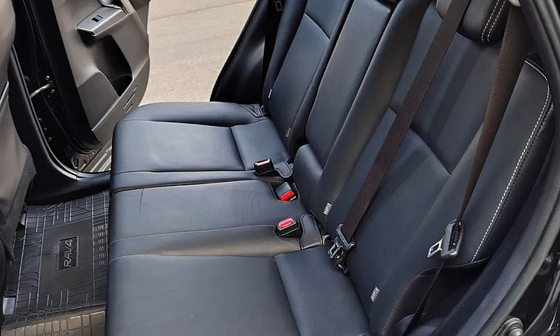 Toyota Rav4 2.0 Top ...