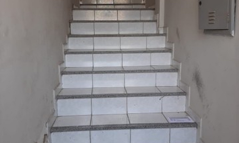 Apt 2/4 Sendo Uma Su...