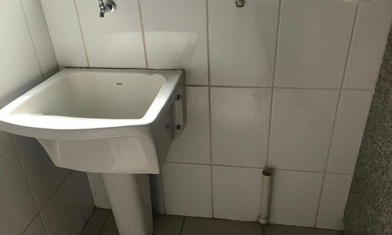 Aluga-Se Apartamento...