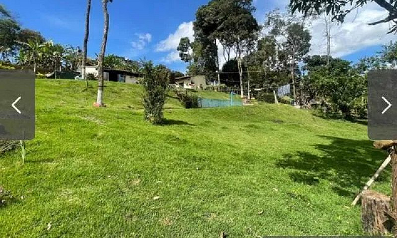Lindo Sítio A 65 Km ...