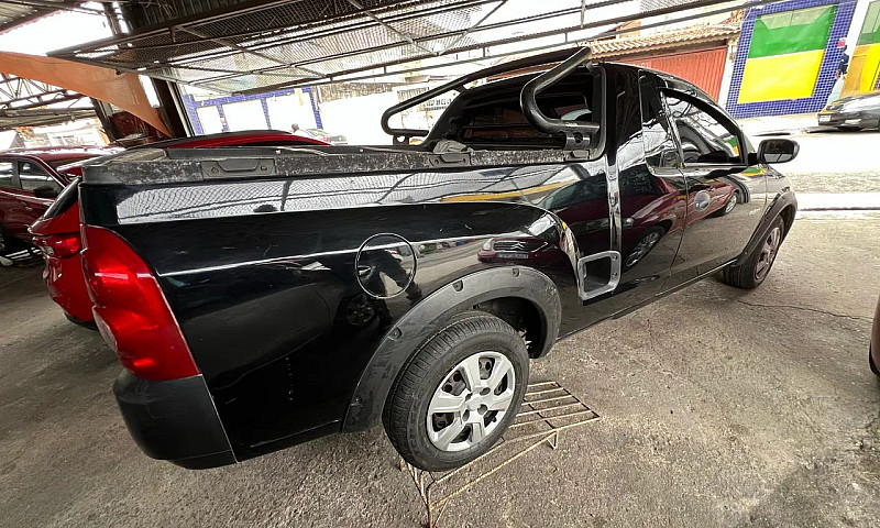 Chevrolet Montana 1....