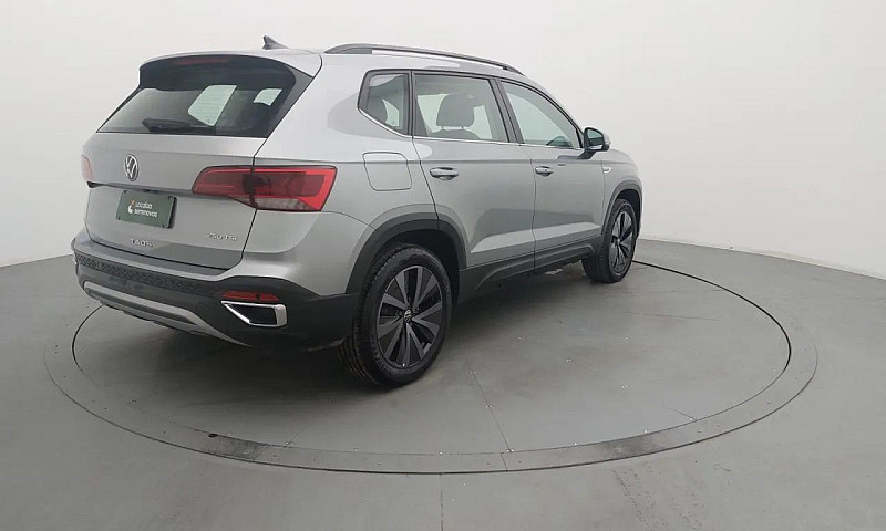 Volkswagen Taos Comf...