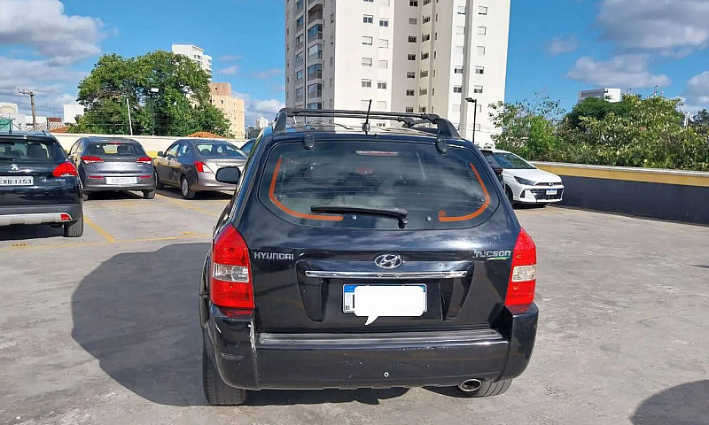 Hyundai Tucson 2.0 1...