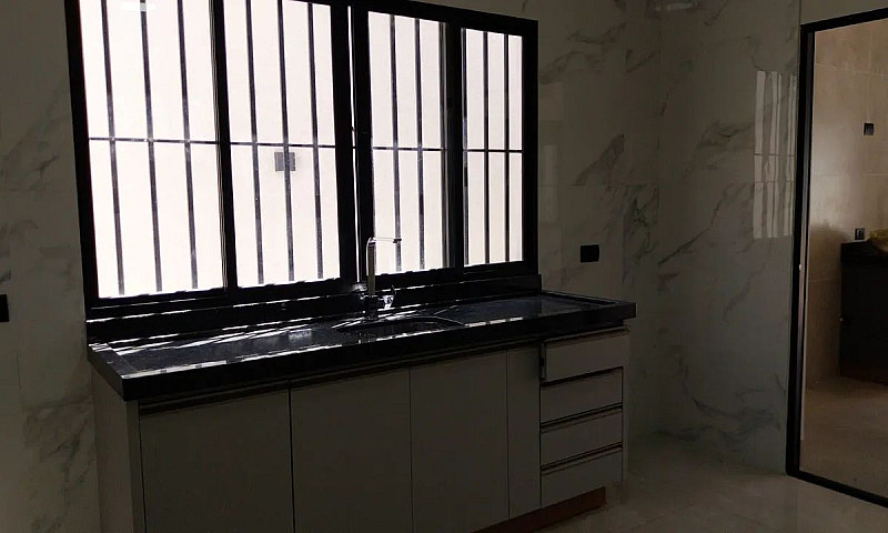 Alugo Sobrado 1° Loc...