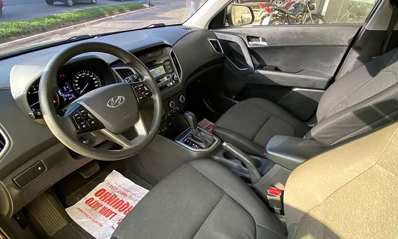 Hyundai Creta Action...