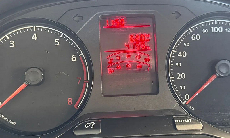 Volkswagen Saveiro 1...