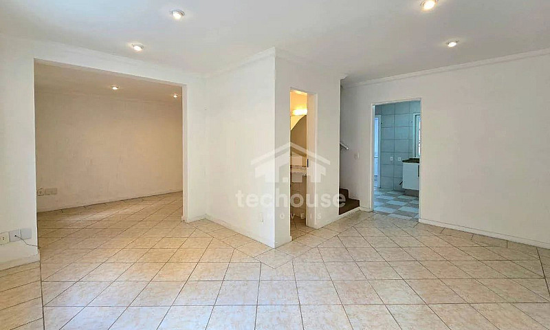 Casa Com 4 Dormitóri...