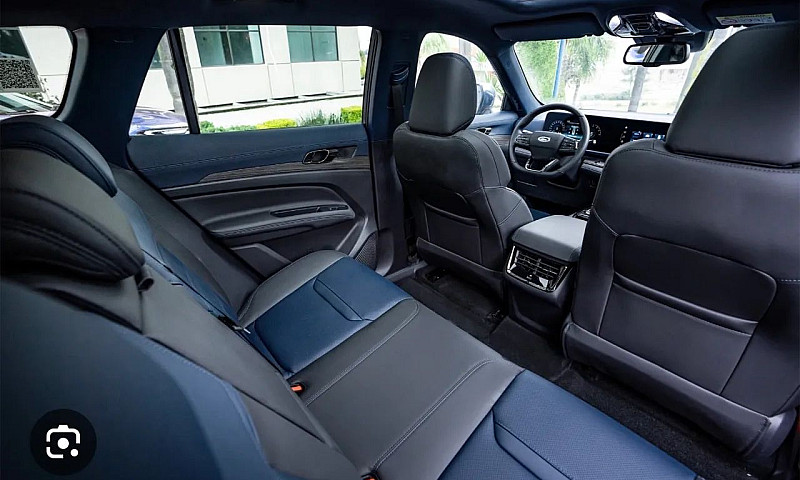 Ford Territory Titan...