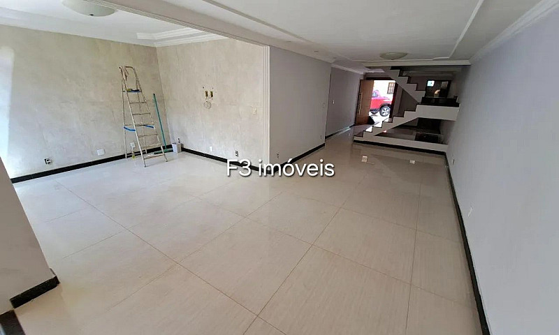 Casa Para Locação Em...