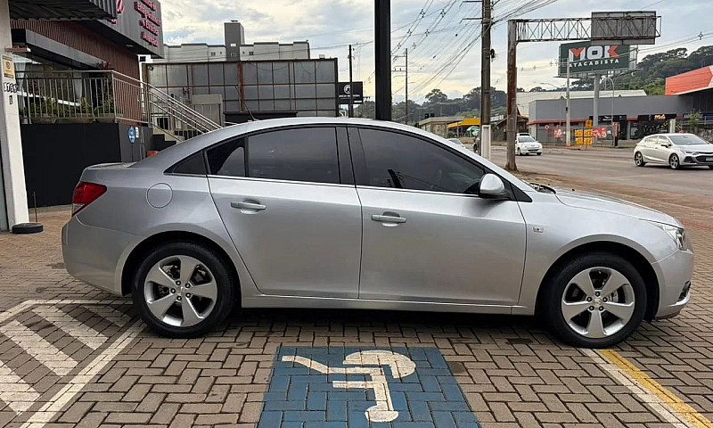 Chevrolet Cruze Lt 1...