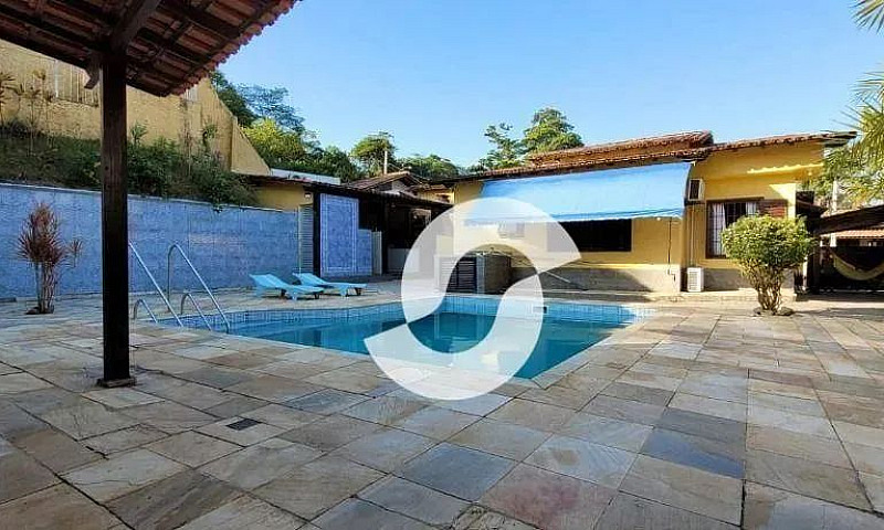 Casa Com 3 Dormitóri...