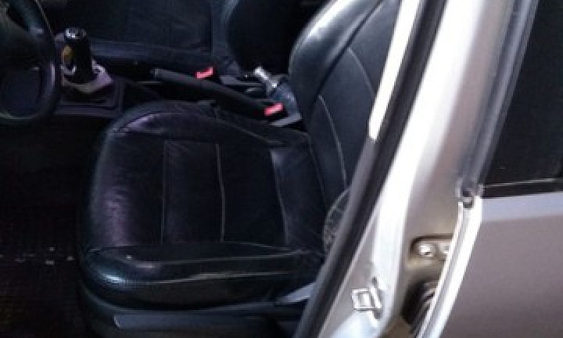 Polo 1.6 Hatch Novo...
