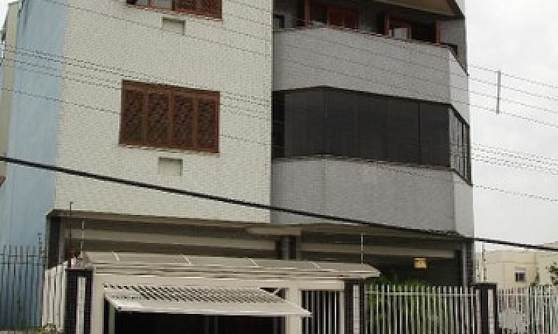 Cobertura Em Ótima L...
