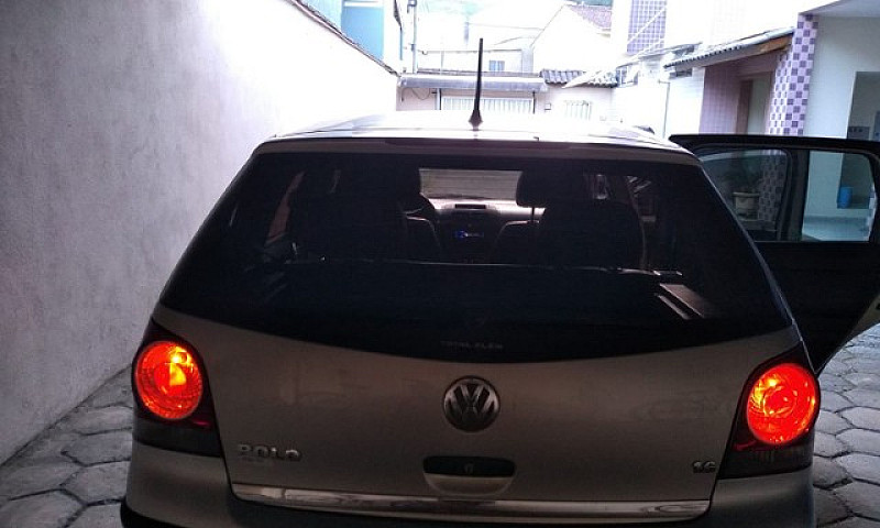 Polo 1.6 Hatch Novo...