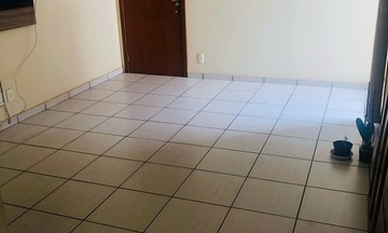 Aluga-Se Apartamento...