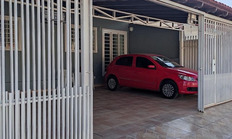 Brasília - Casa Padr...