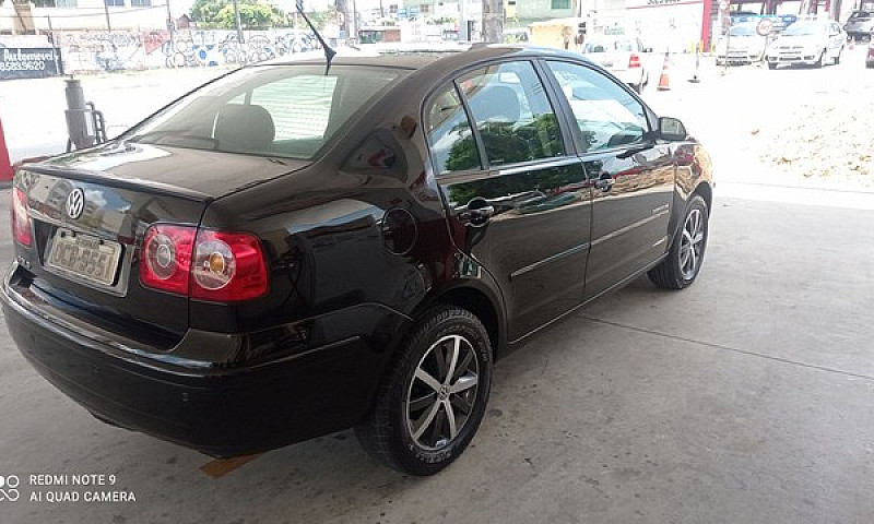 Polo Sedan 2011/11 1...
