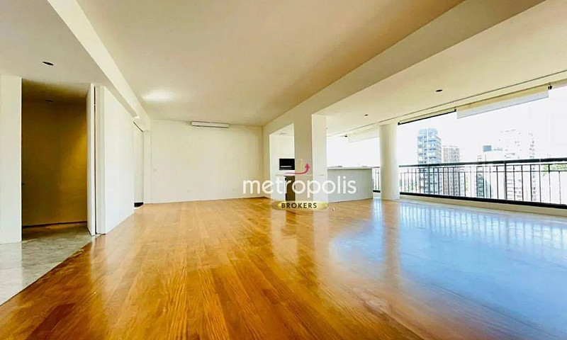 Apartamento, 215 M² ...