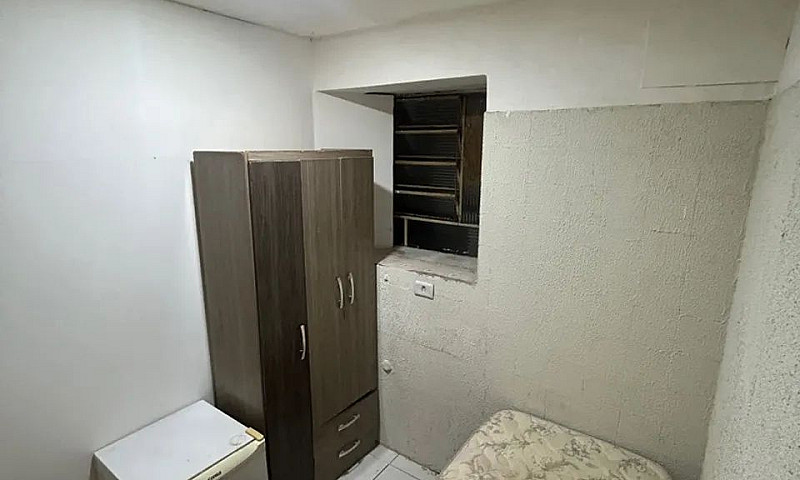 Quarto Mobiliado A P...