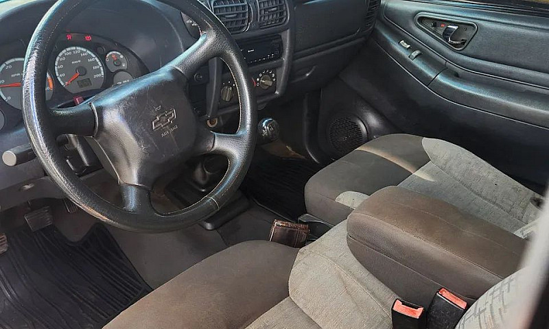 Chevrolet S10 P-Up C...