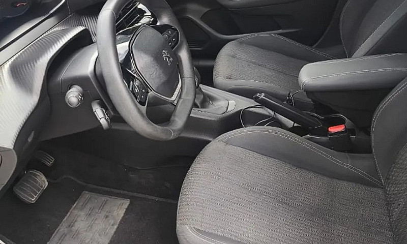 Peugeot 208 Active 1...