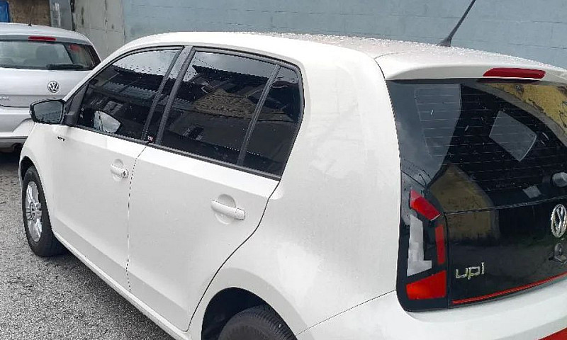 Volkswagen Up! Move ...