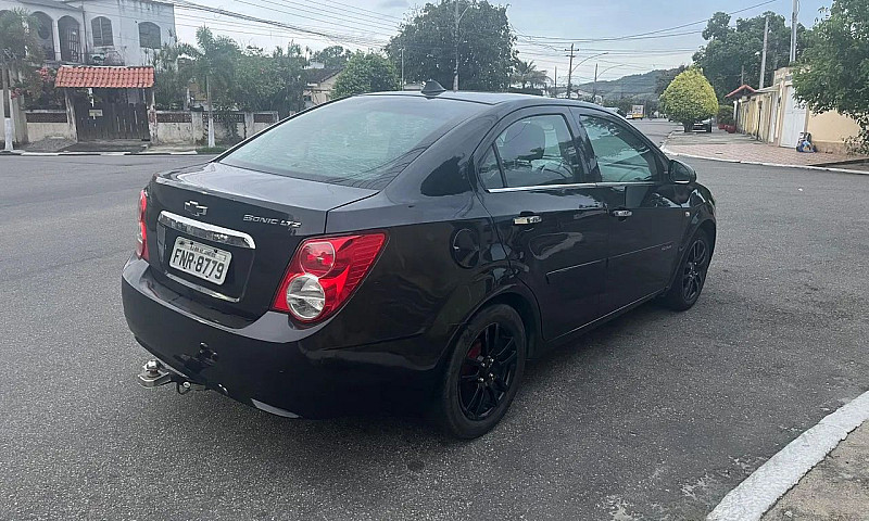 Chevrolet Sonic Sed....