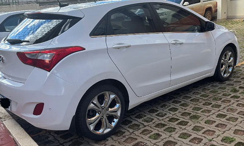 Hyundai I30 1.8 16V ...