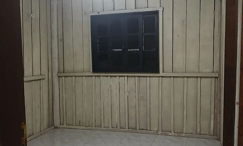 Aluga-Se Casa Prox A...