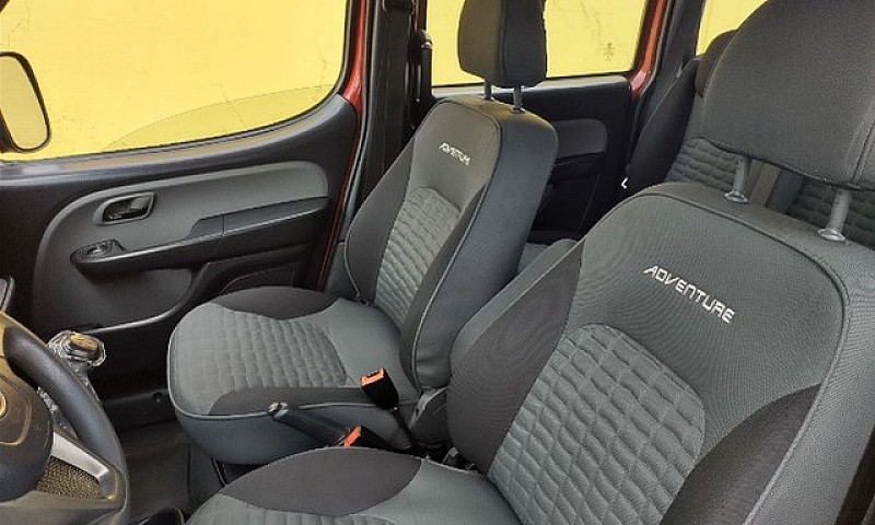 Fiat Doblô Adventure...