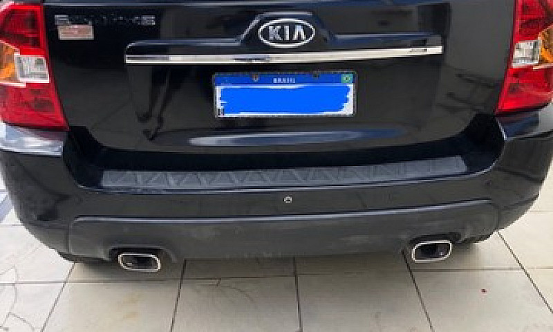Kia Sportage ...