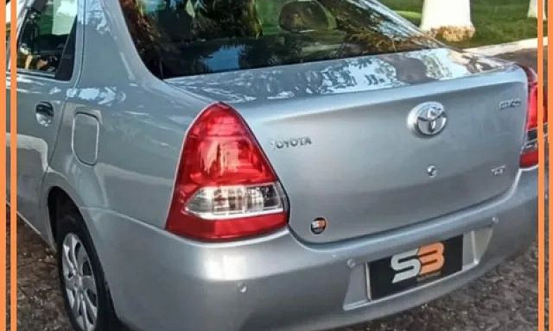 Etios Sedan 1.5 2013...