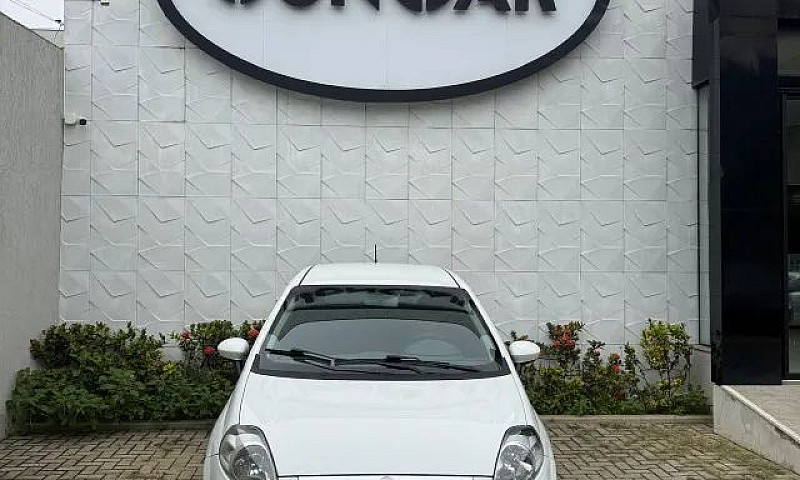 Fiat Punto Essence 1...